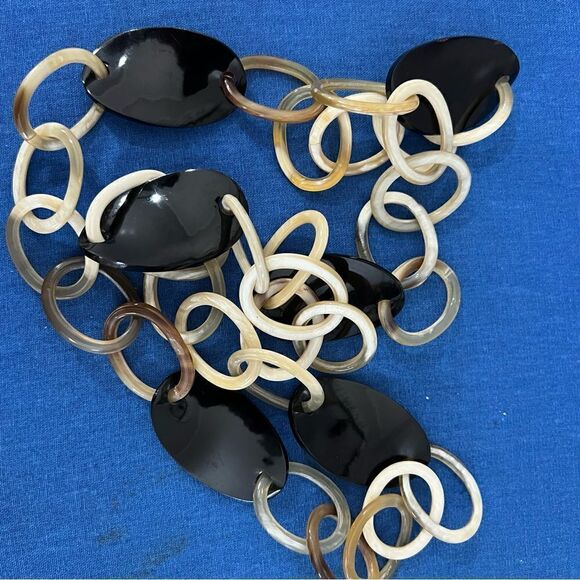 Black Enamell Faux‎ Ivory Chain Link Necklace - Picture 8 of 10